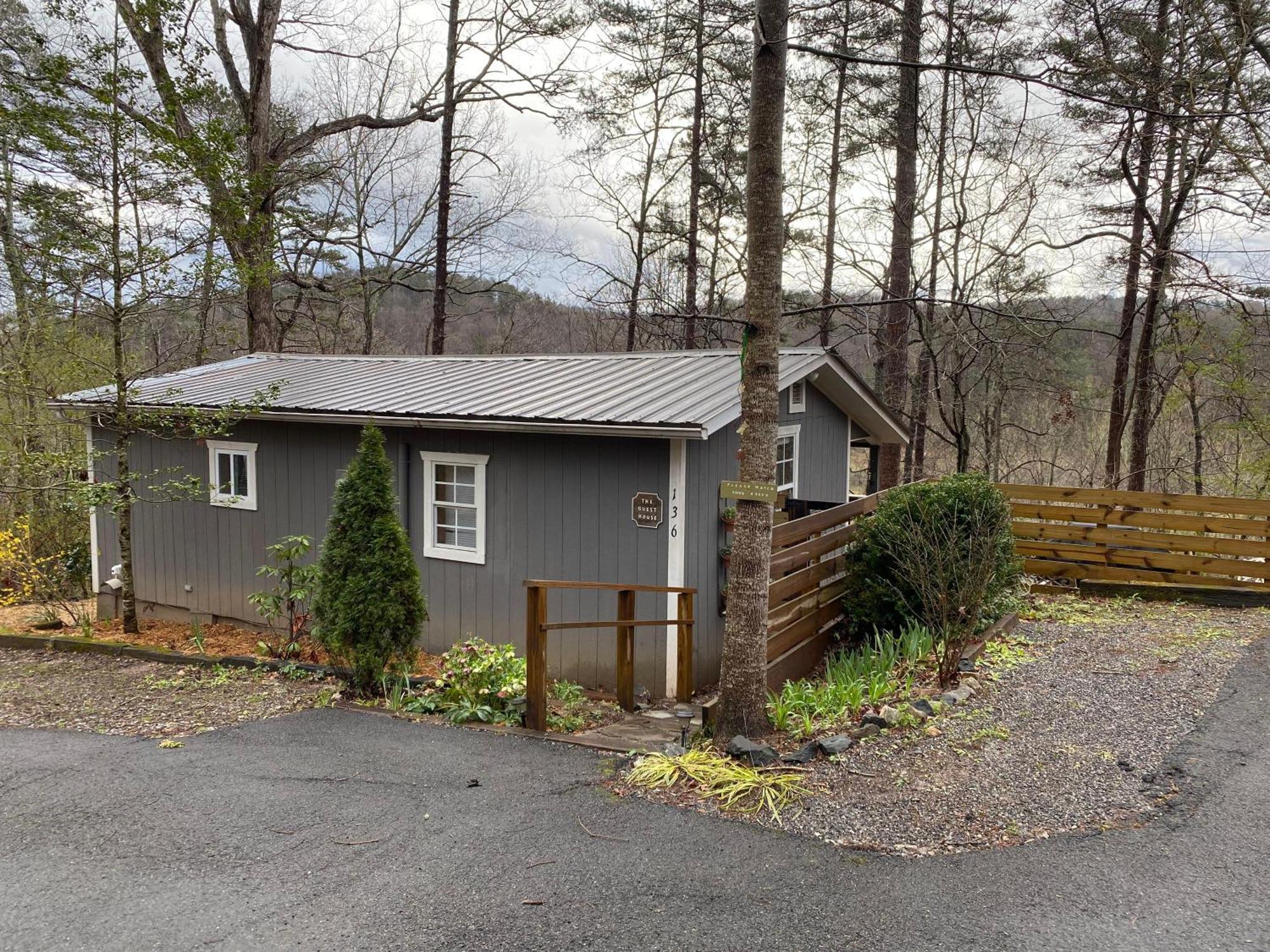 Convenient Cottage-Hot Tub, 4 Minutes To Dahlonega Luaran gambar
