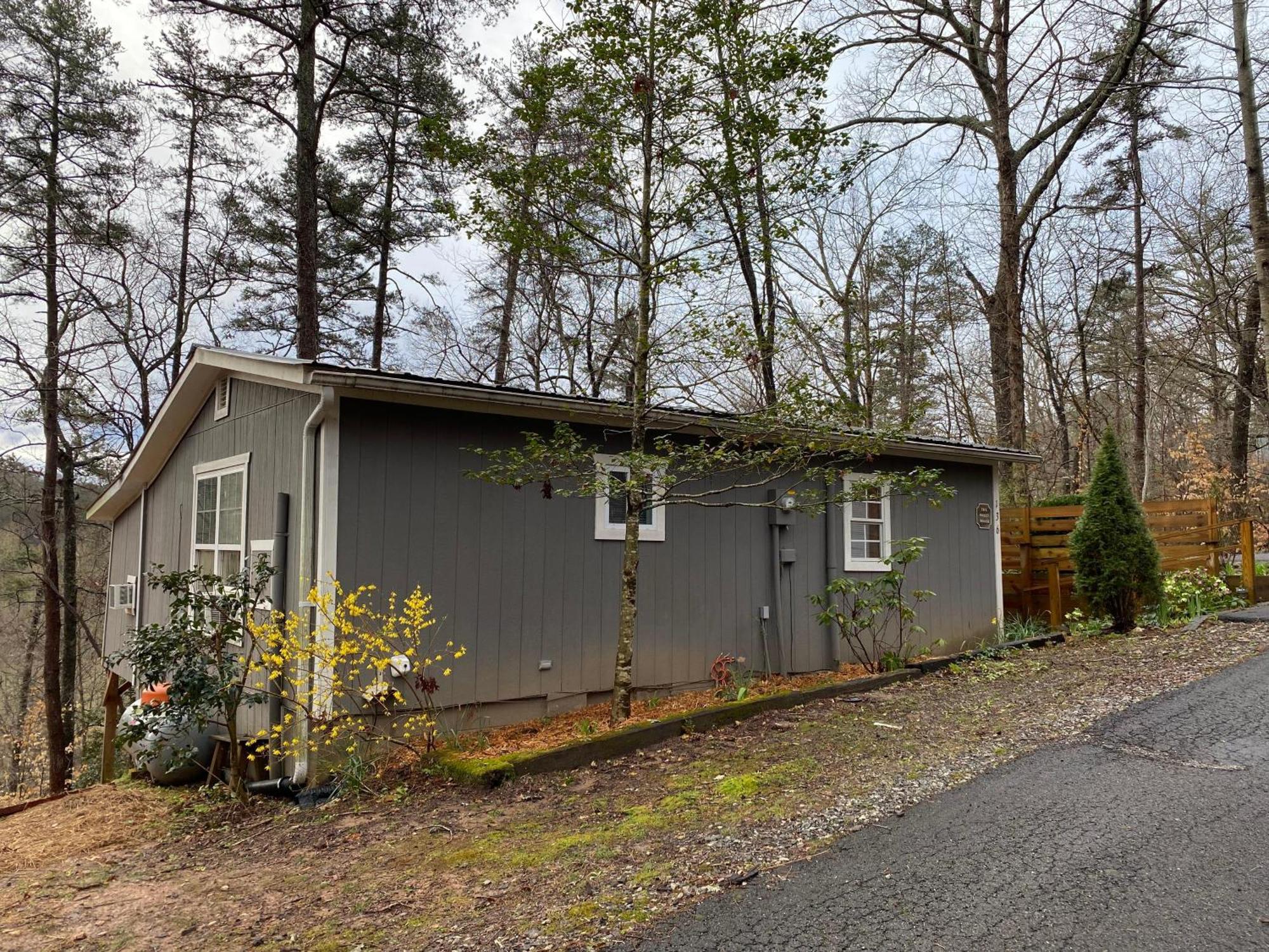 Convenient Cottage-Hot Tub, 4 Minutes To Dahlonega Luaran gambar